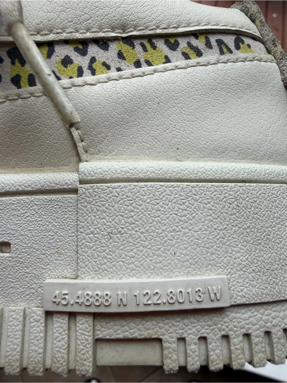 Nike Air Force 1 Pixel SE White Leopard Animal Print Sneakers Women’s 8.5